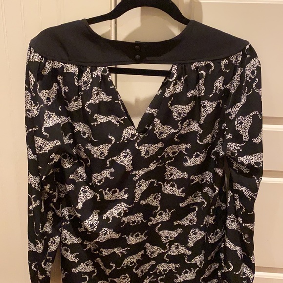 Lack leopard button down blouse - Picture 3 of 3